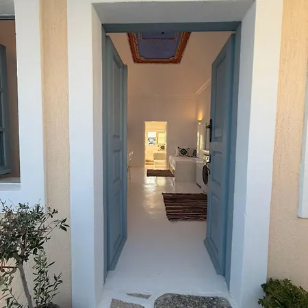 Christos Santorini-emporio Dublex *