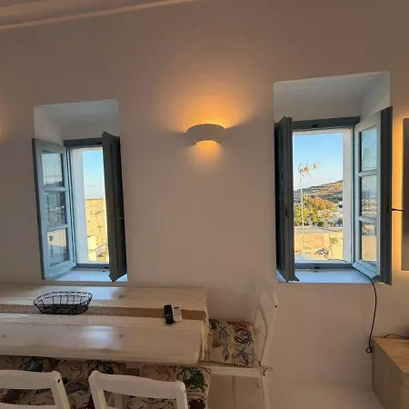Christos Santorini-emporio Dublex *